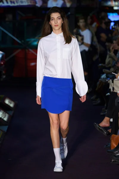 Look 23